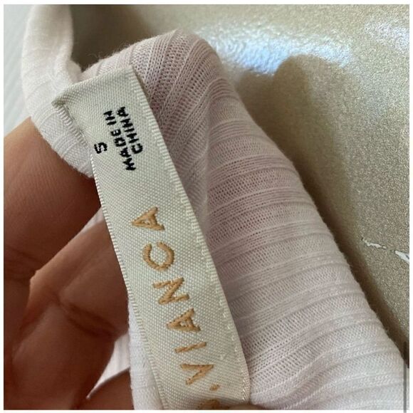 O Vianca White crewneck ribbed T-shirt dress with double ruching, front & back - Picture 5 of 14